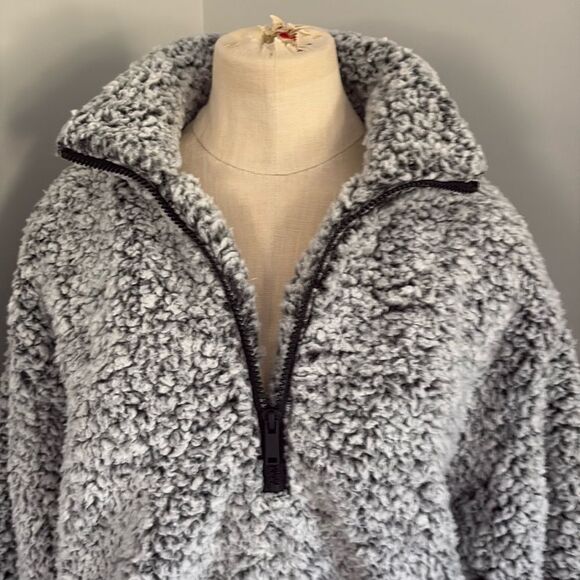 Express One Eleven Oversized Sherpa 1/4 Zip Sweatshirt Size S - Picture 2 of 11